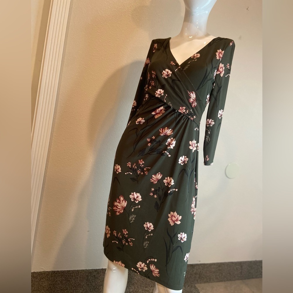 Lauren Ralph Lauren~Rich Deep Green Floral V-Neck Midi Sheath Dress~Size 4 - Picture 8 of 16